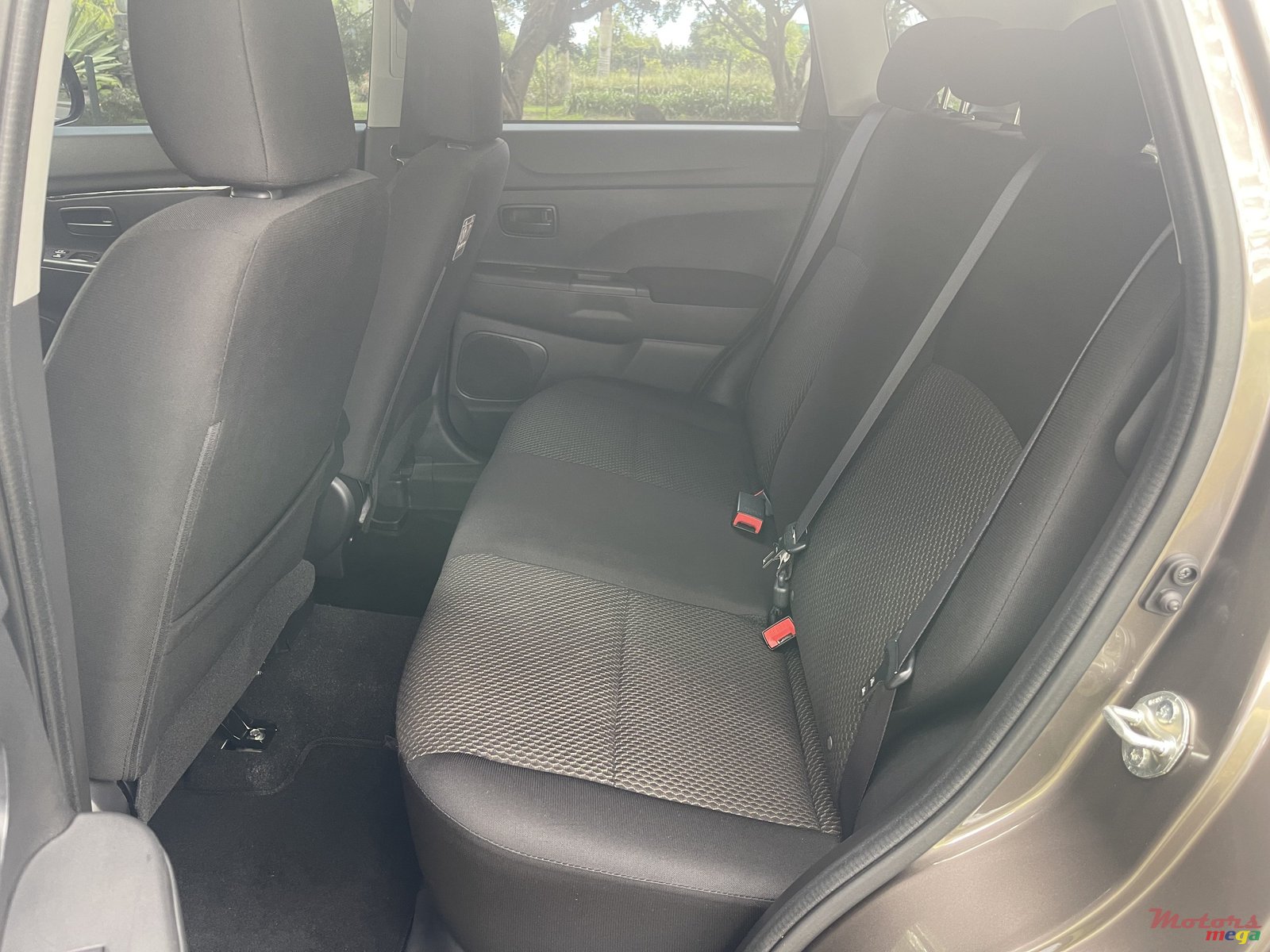 2018' Mitsubishi ASX photo #6