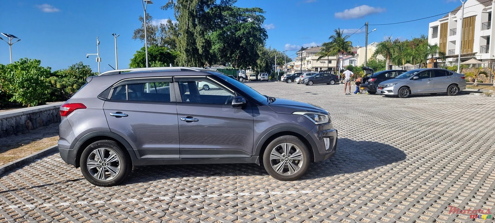 2017' Hyundai photo #2