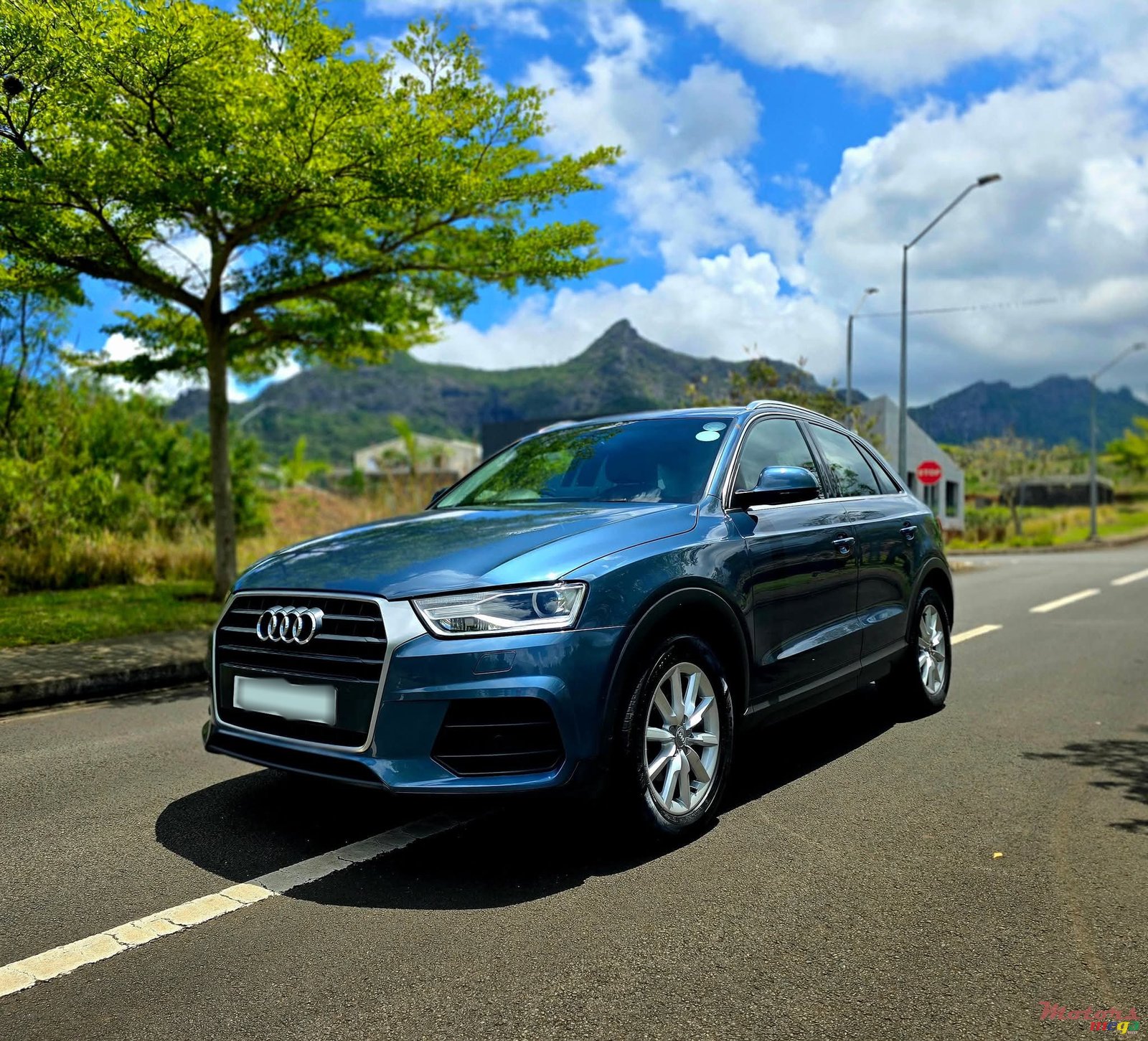 2017' Audi Q3 photo #3