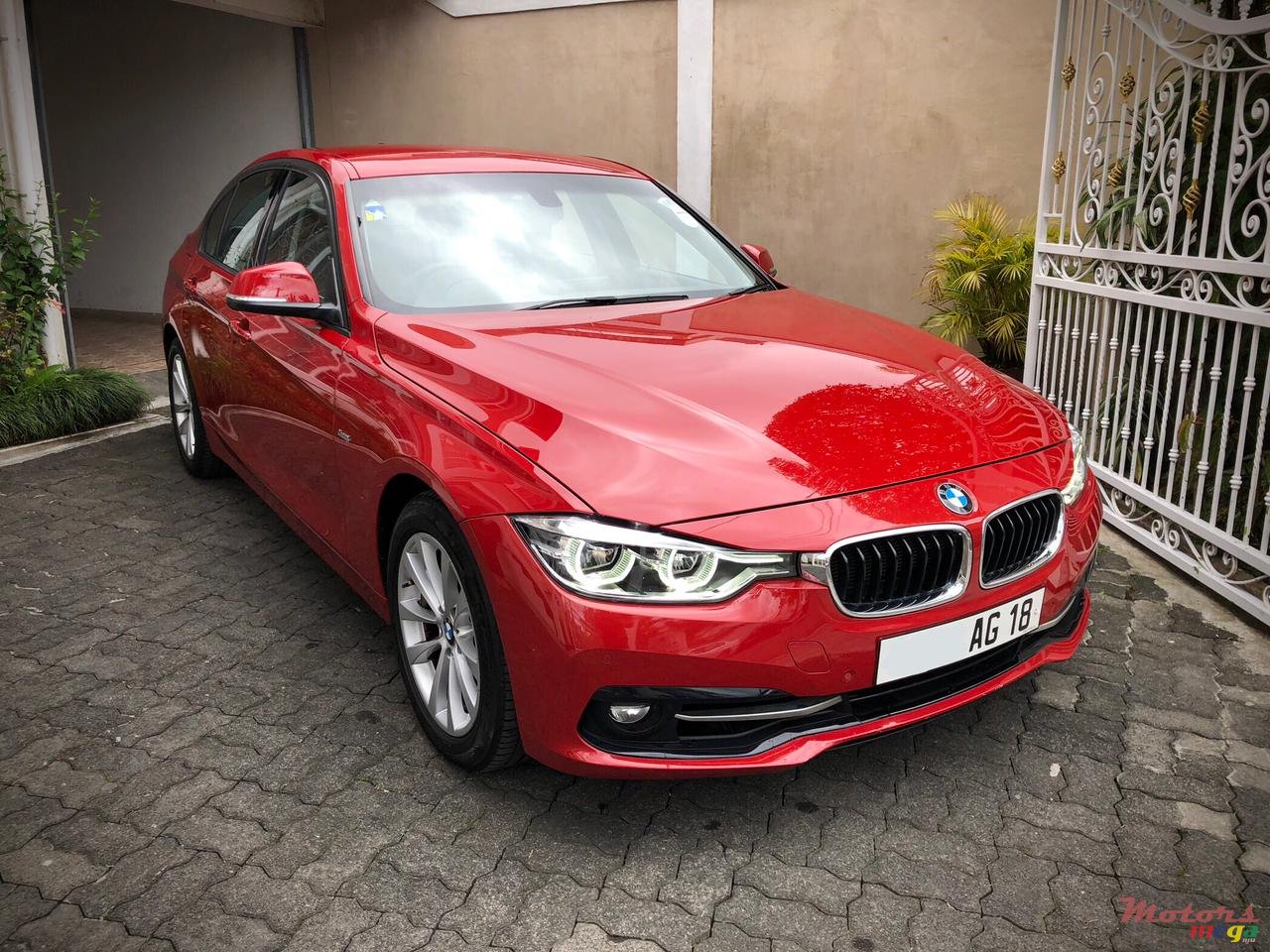 2018' BMW 318i photo #1