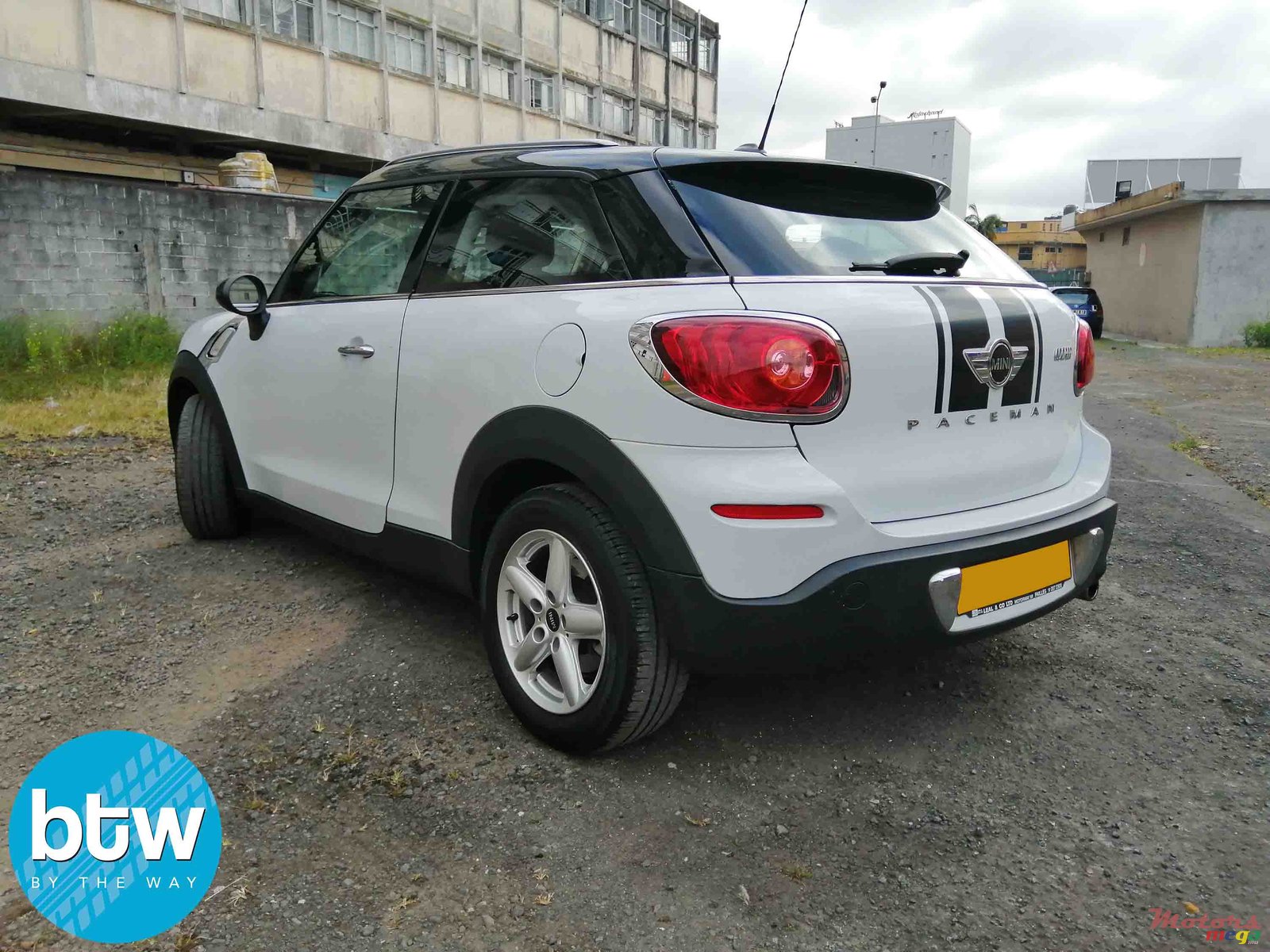 2013' MINI Paceman photo #2