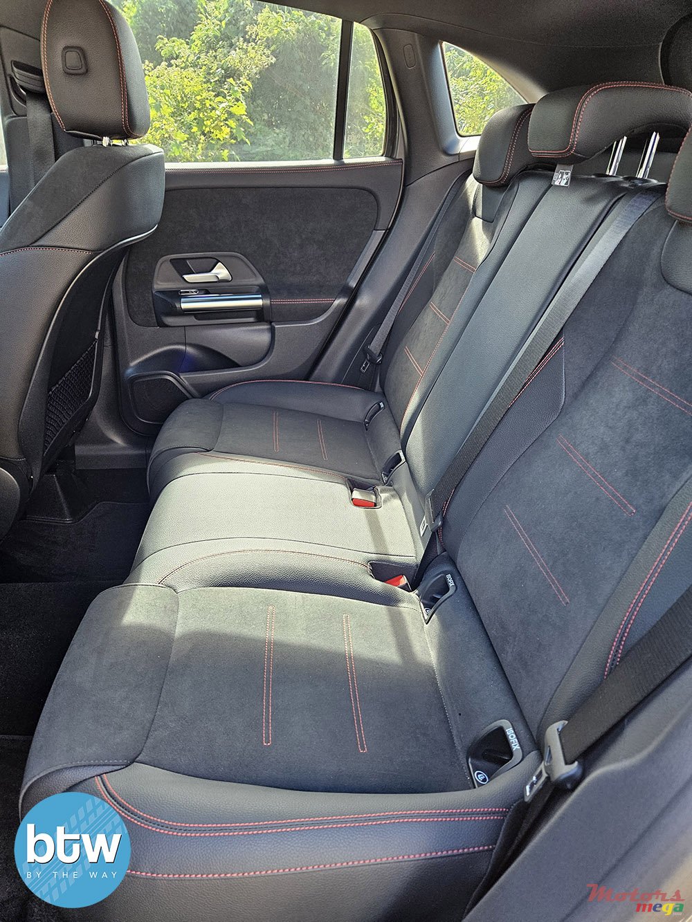 2021' Mercedes-Benz GLA 180 photo #4