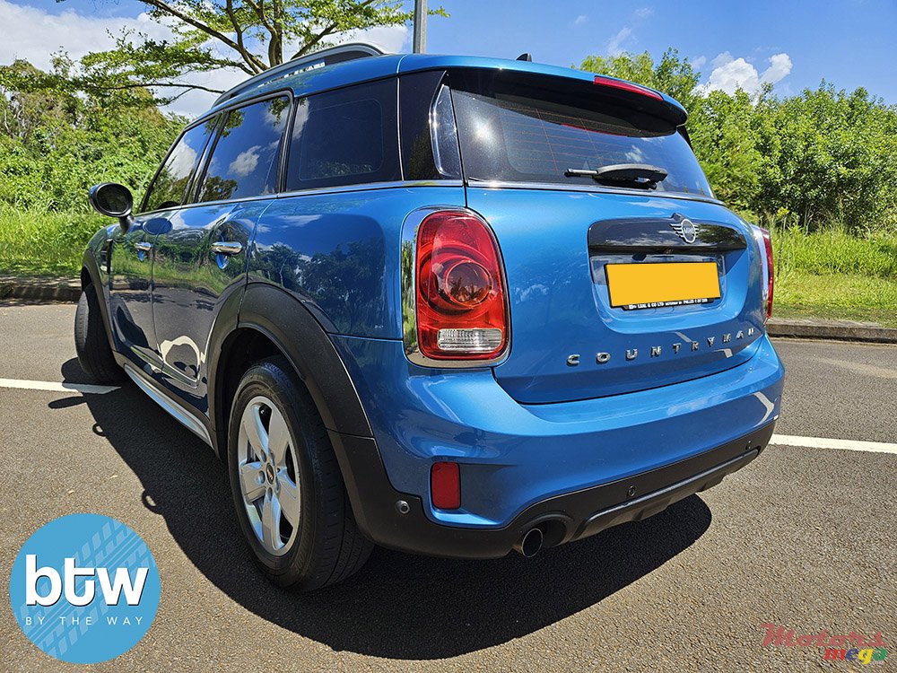 2019' MINI Countryman One photo #3