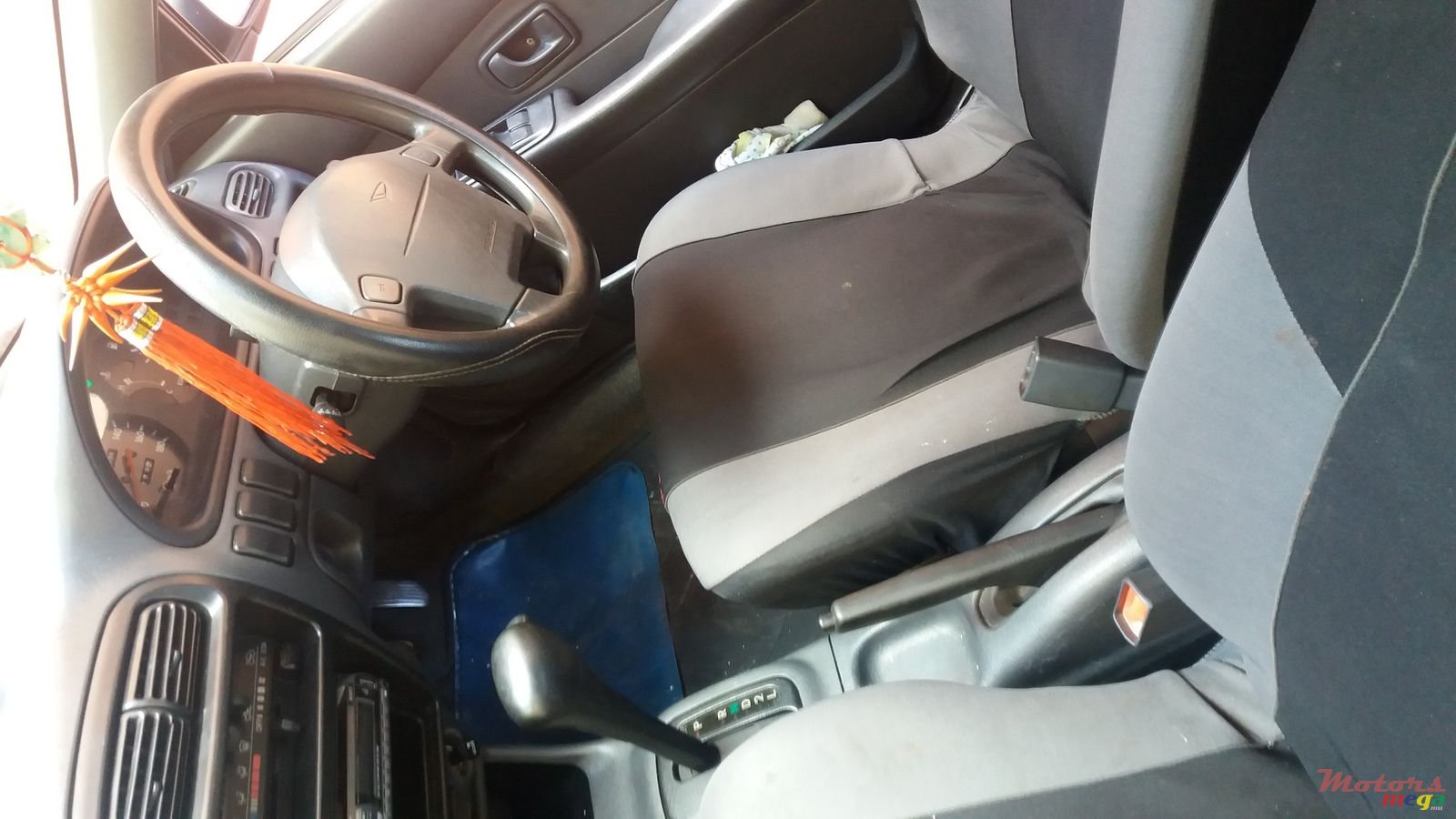 1997' Daihatsu Charade photo #3