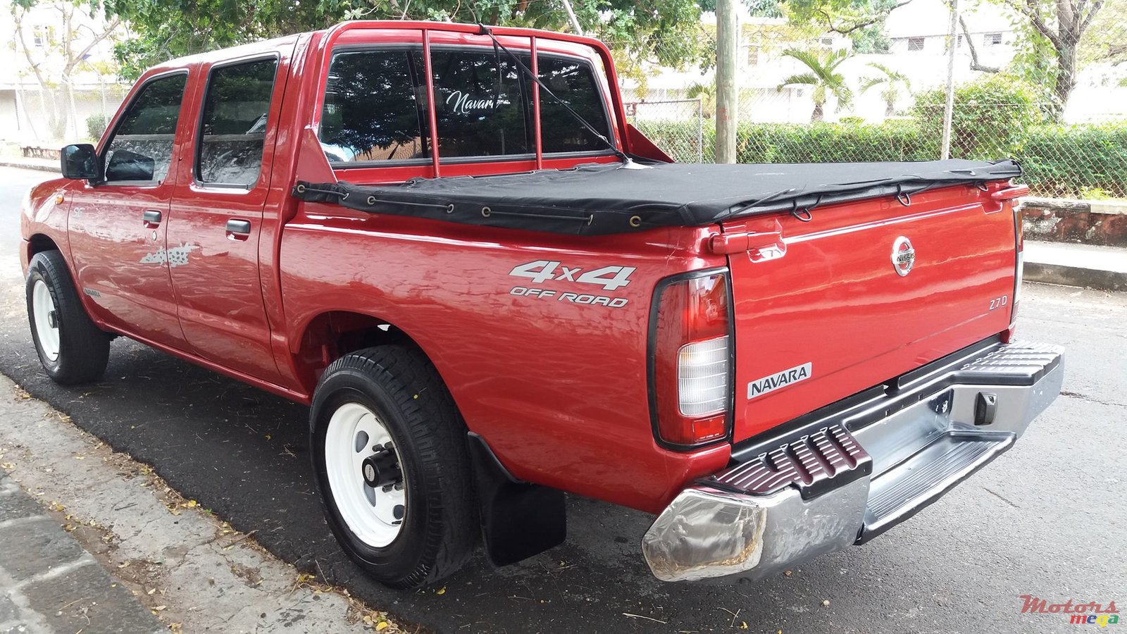 2008' Nissan Navara photo #4