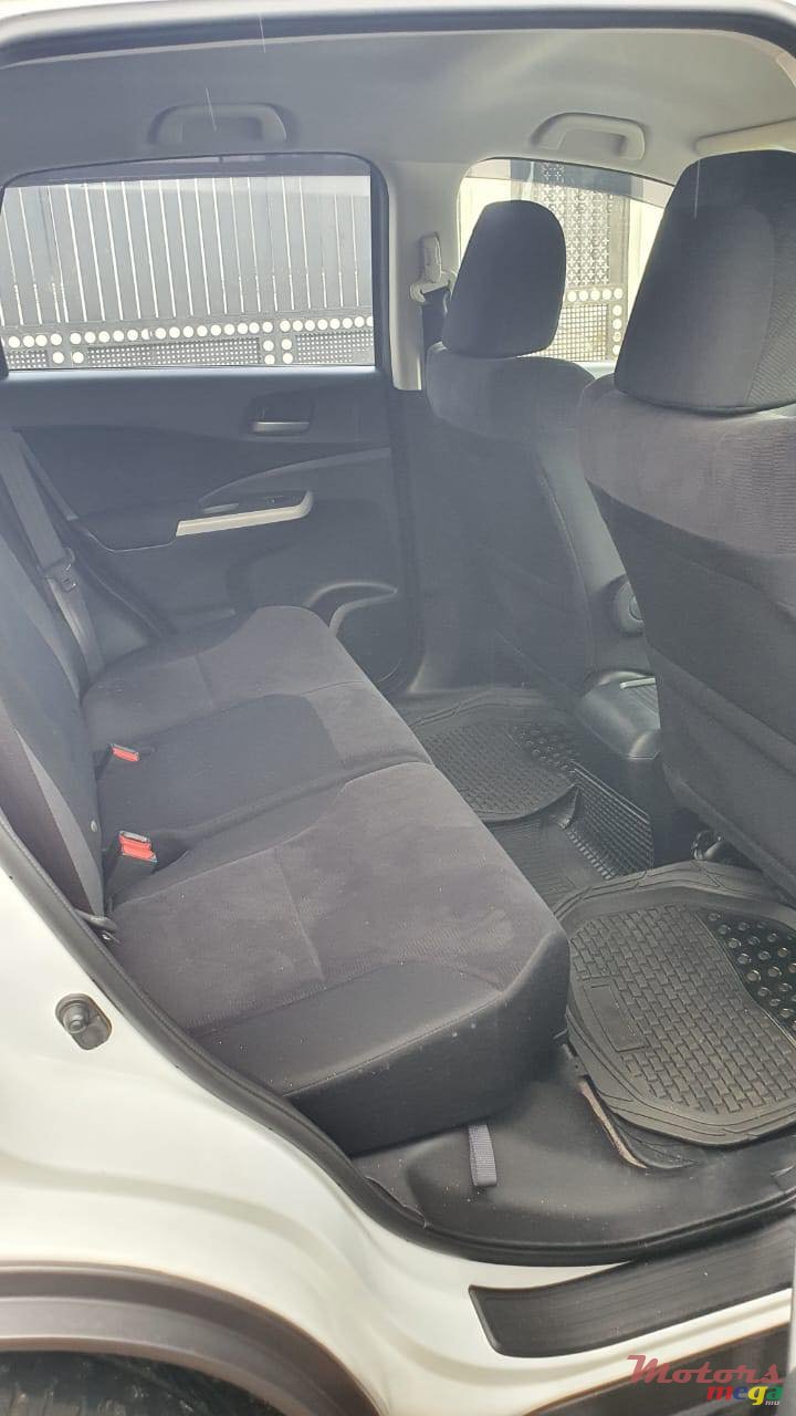 2013' Honda CR-V photo #6