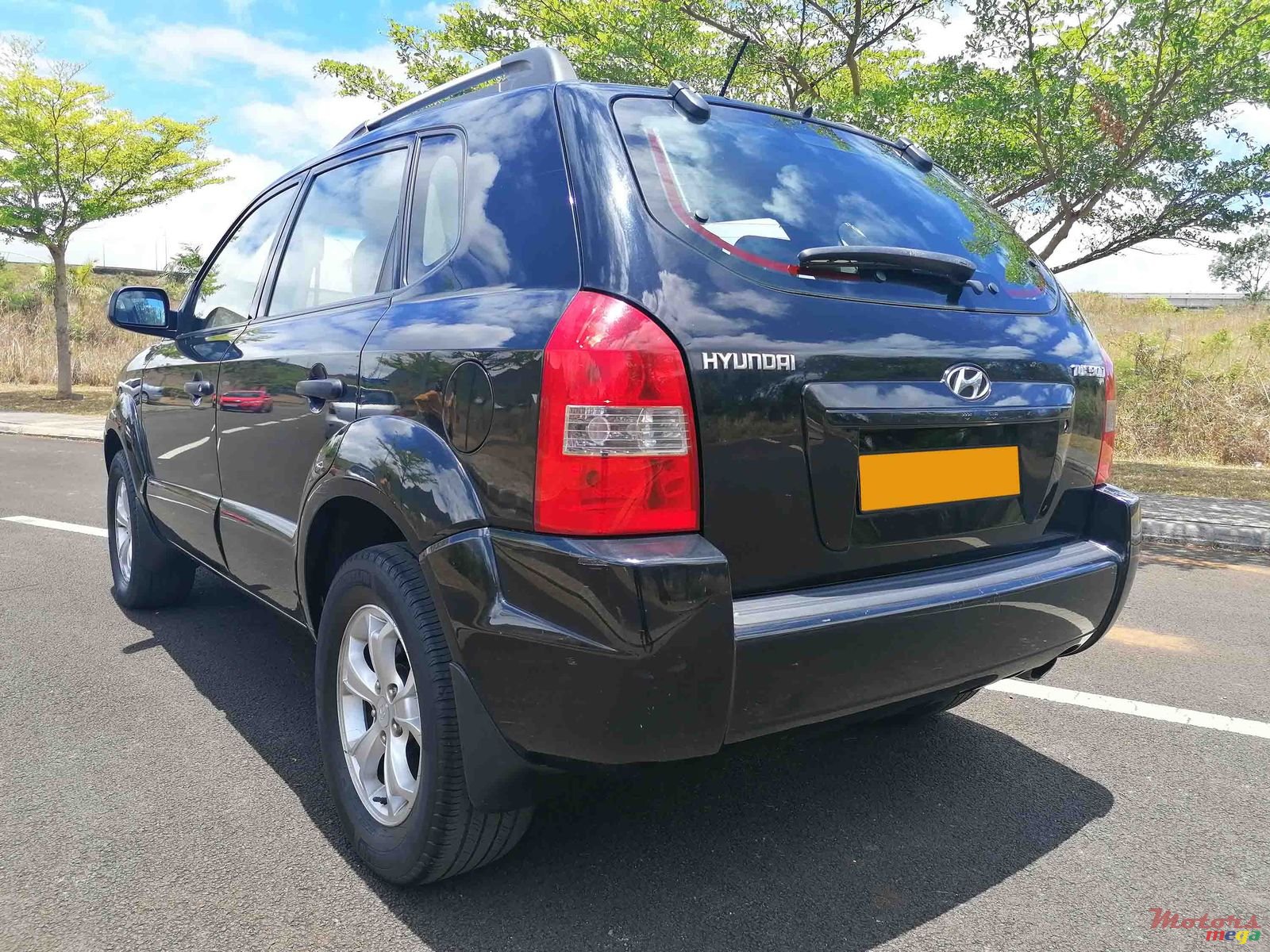 2008' Hyundai Tucson photo #2