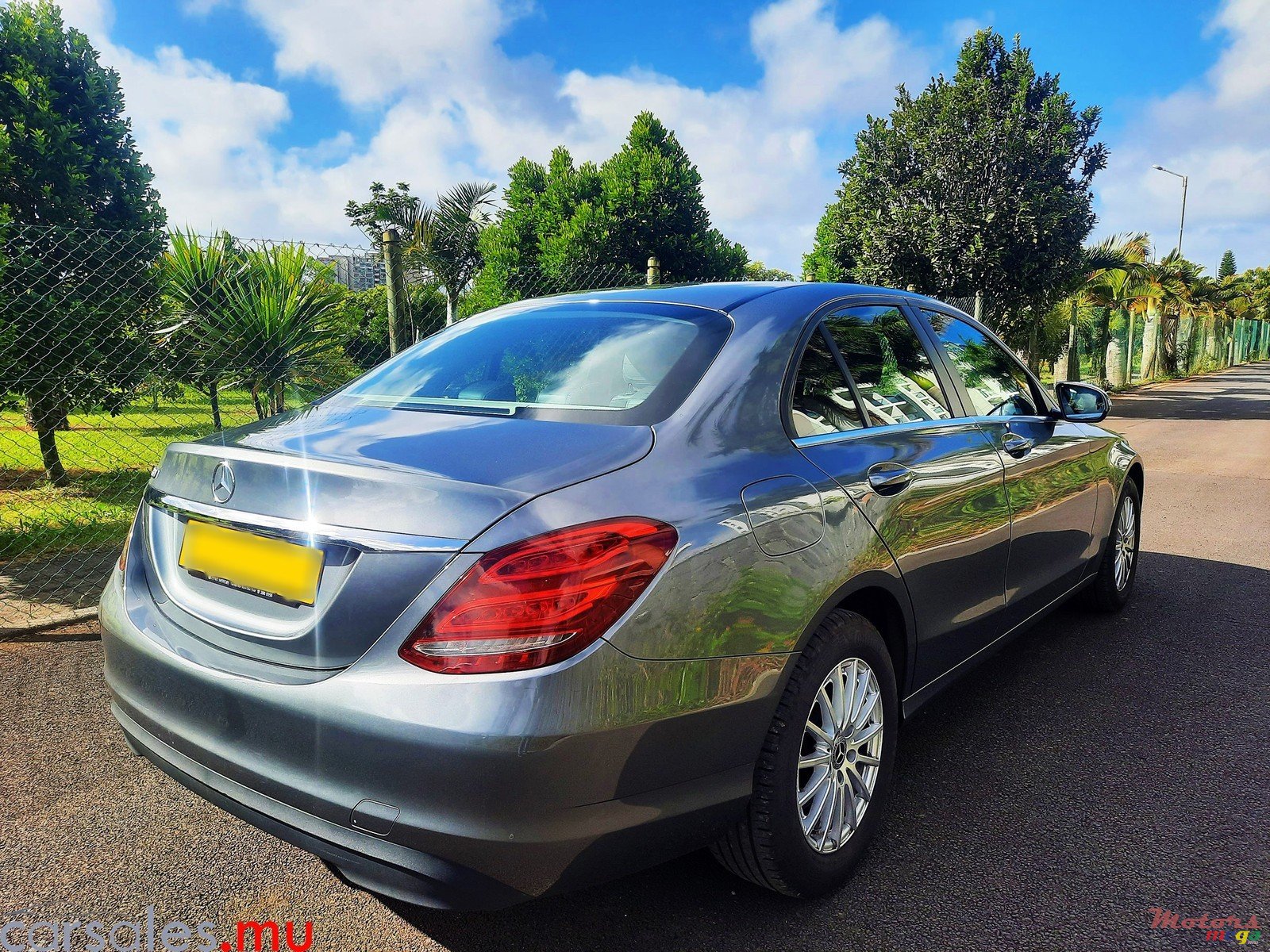 2018' Mercedes-Benz C 180 Elegance photo #4