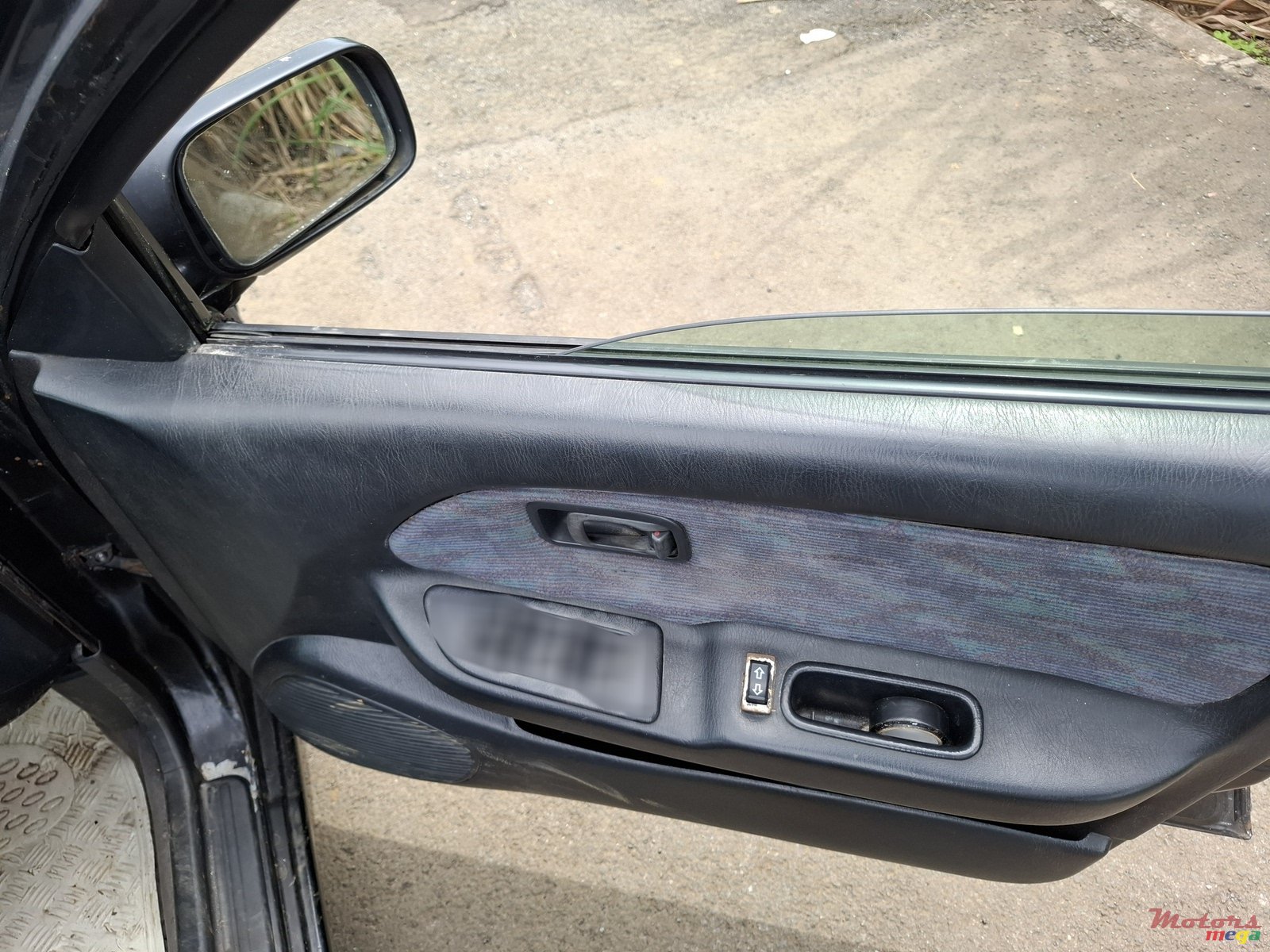 1999' Nissan Pulsar Original photo #5