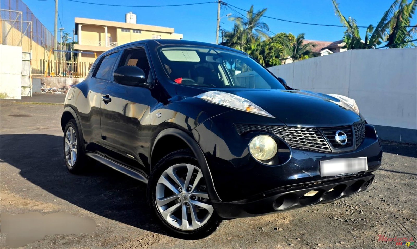 2012' Nissan Juke photo #3