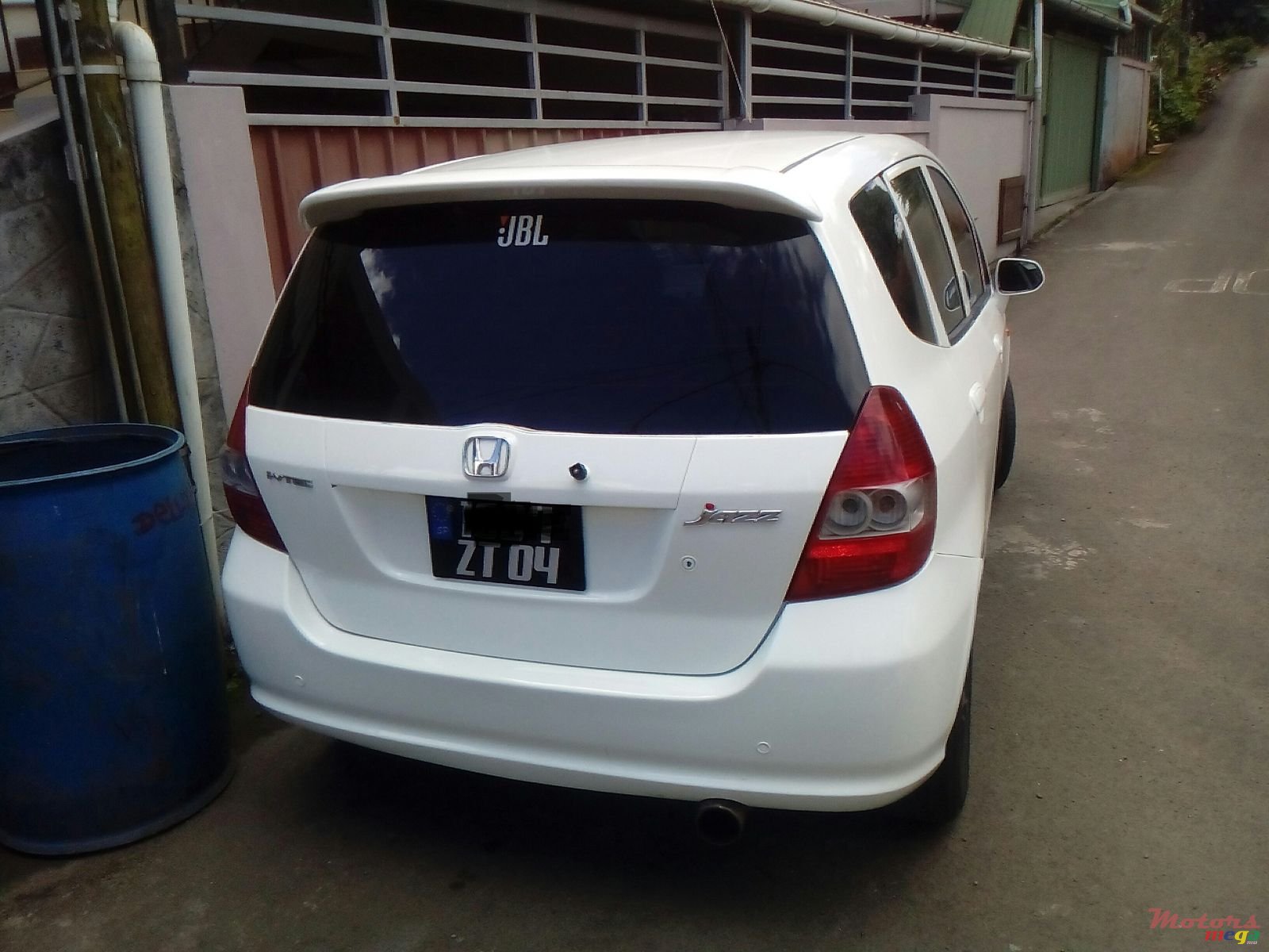 2004' Honda Jazz photo #2