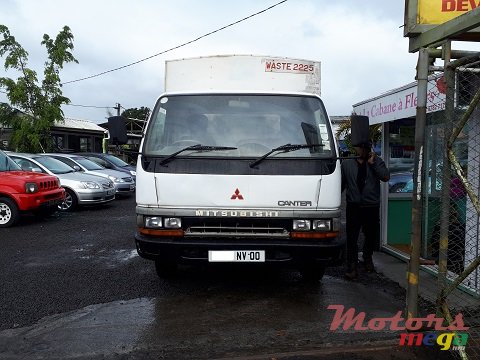 2000' Mitsubishi Canter photo #2