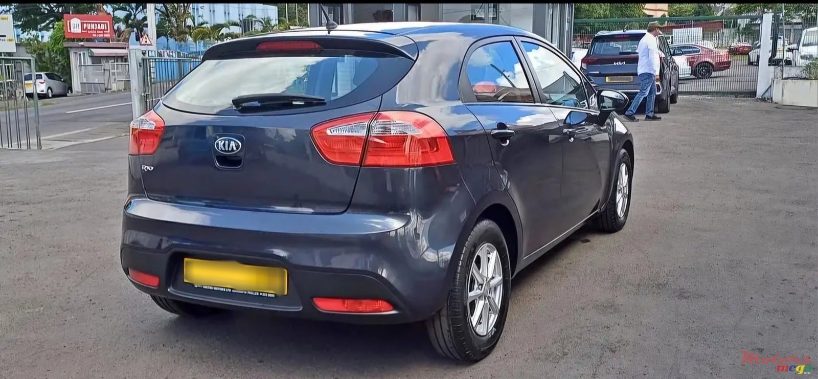 2014' Kia Rio photo #4