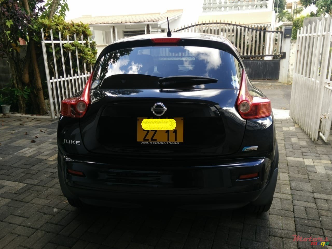 2011' Nissan Juke photo #1