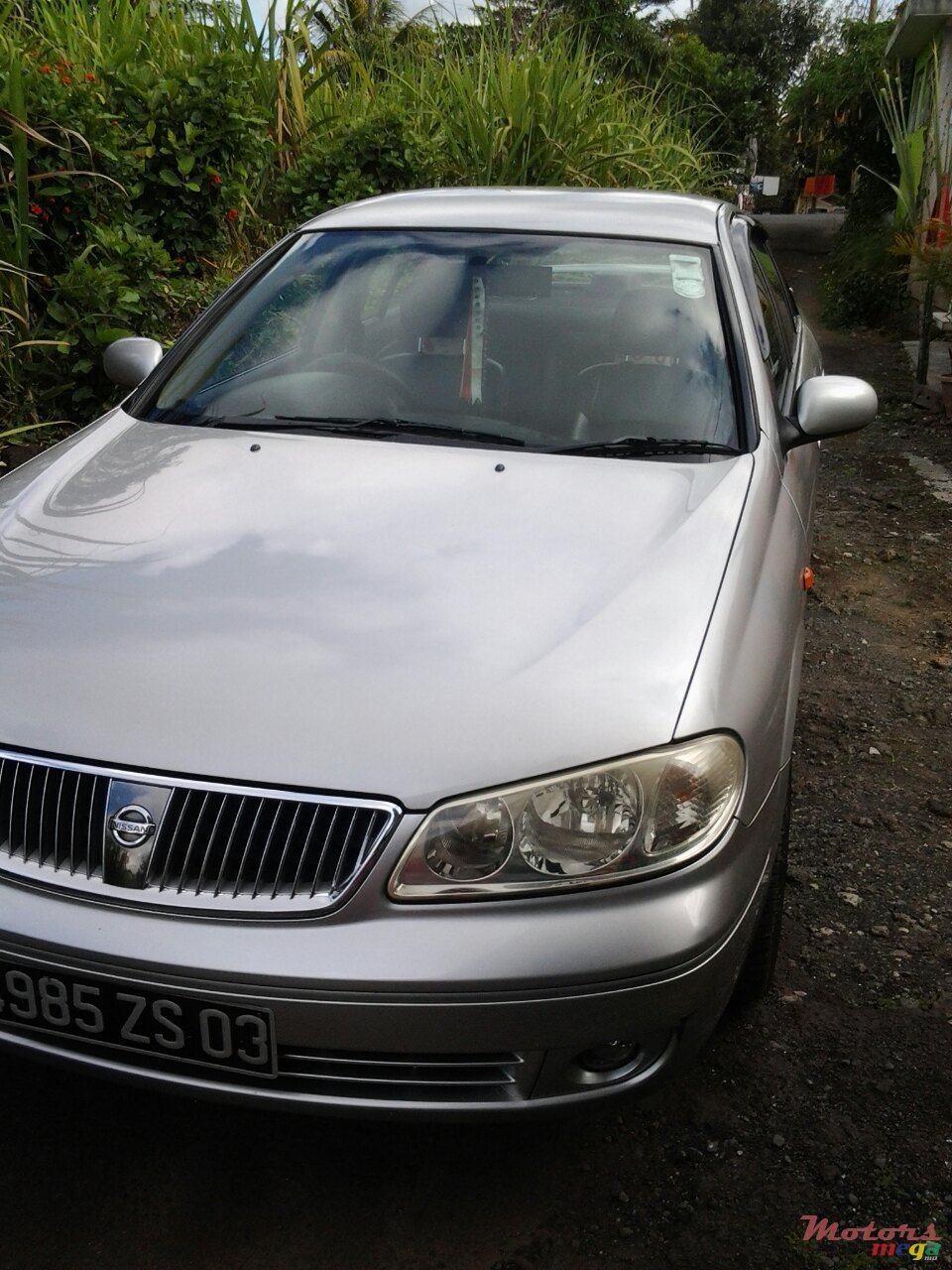 2003' Nissan Sunny photo #2