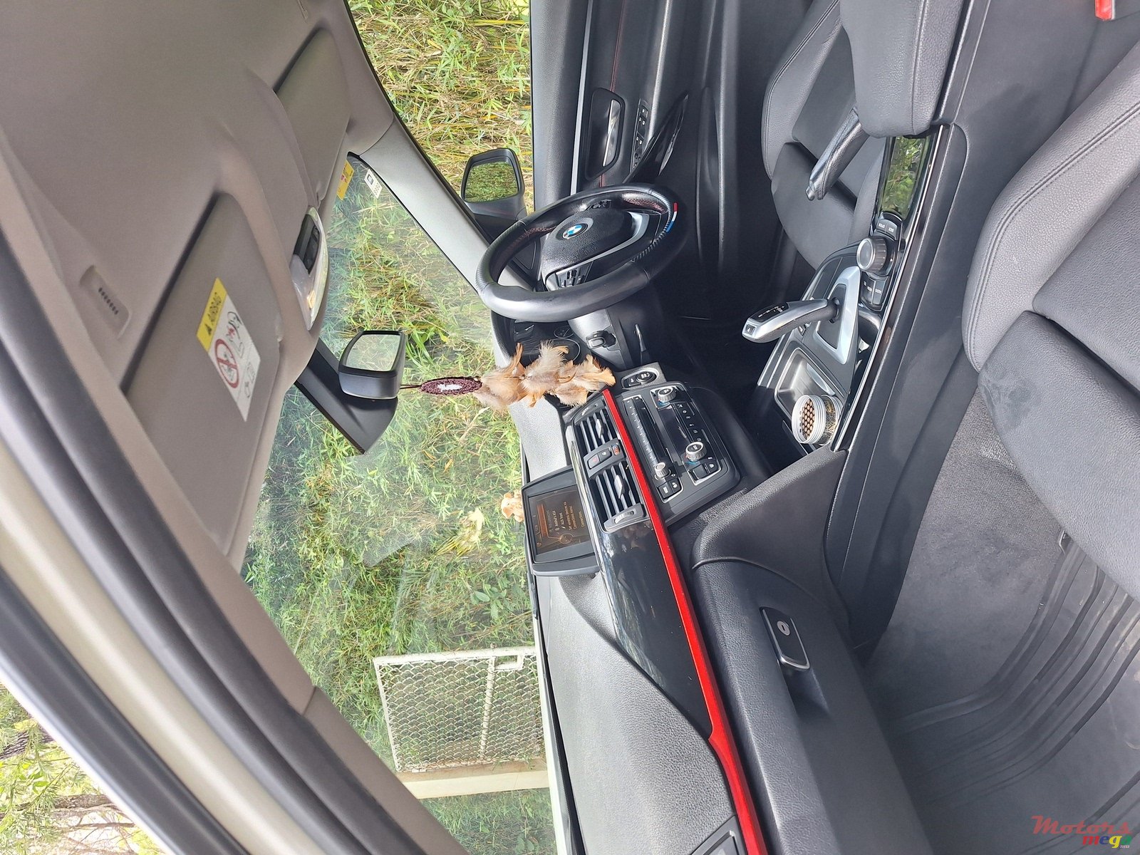 2015' BMW 320 photo #2