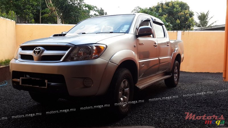 2006' Toyota Hilux Raider (4x4) photo #1