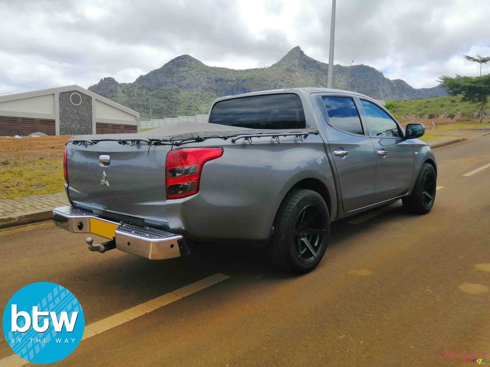 2016' Mitsubishi L 200 photo #4