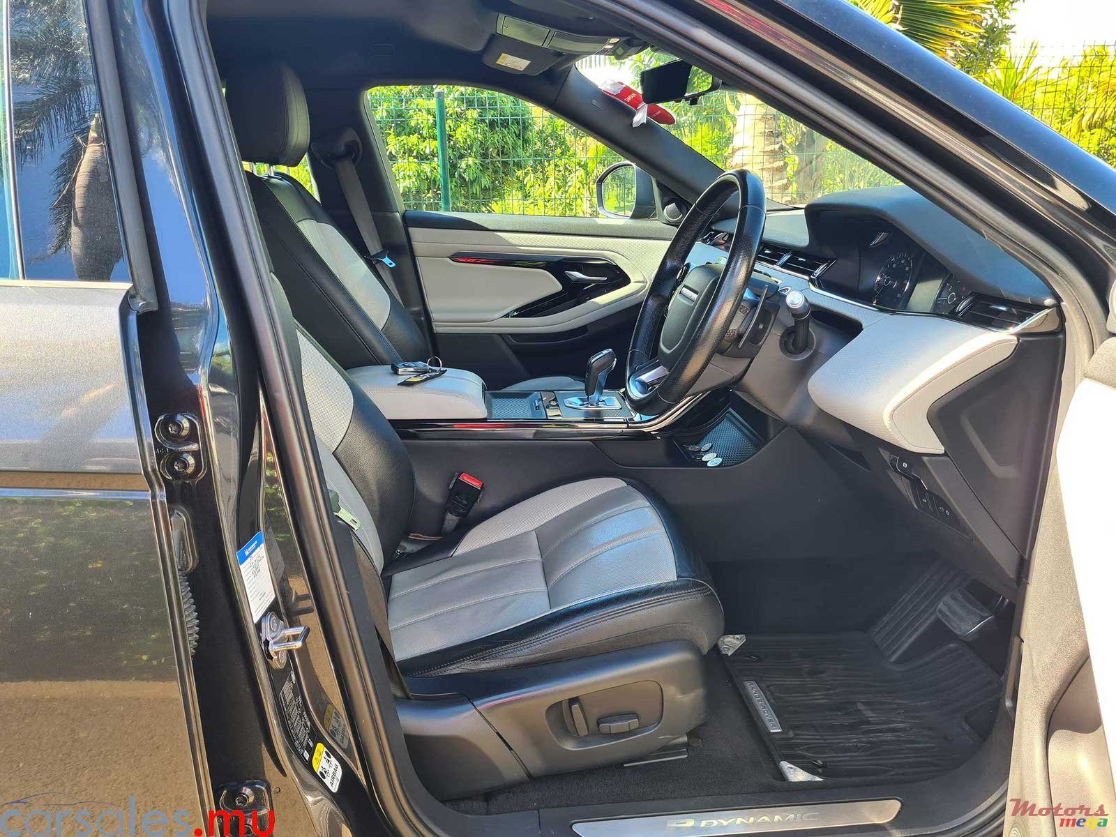 2019' Land Rover Range Rover Evoque P200S R-Dynamic photo #5