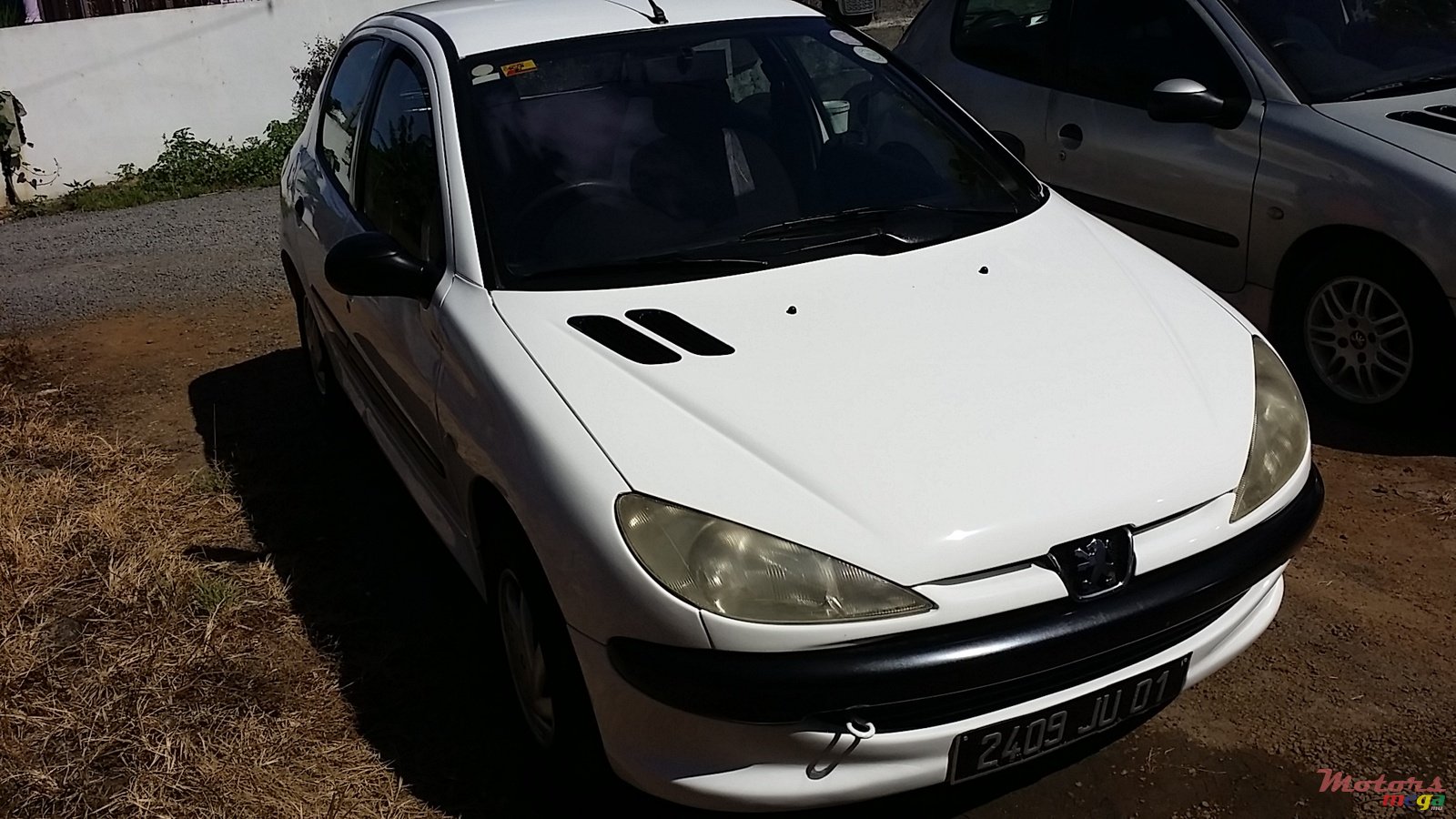 2001' Peugeot 206 photo #2