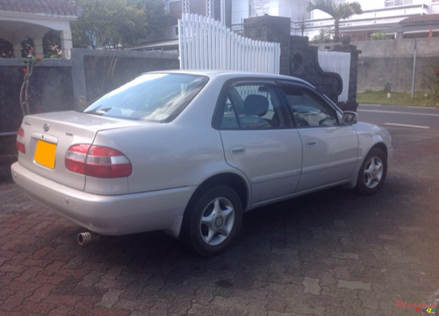 2000' Toyota Corolla photo #5