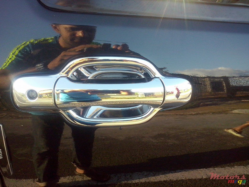 2005' Isuzu chrome handle bar n mirror photo #4