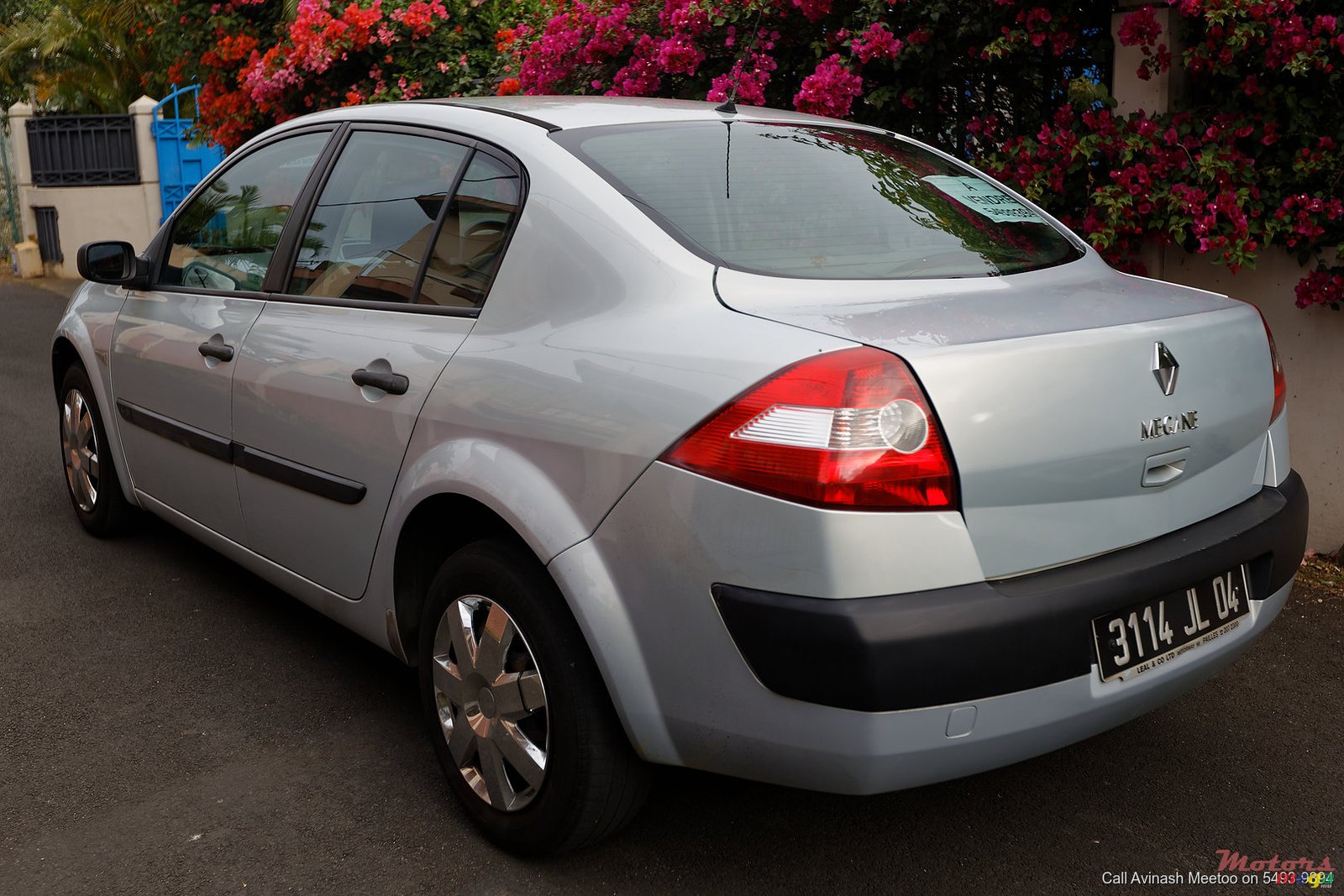 2004' Renault Megane photo #3