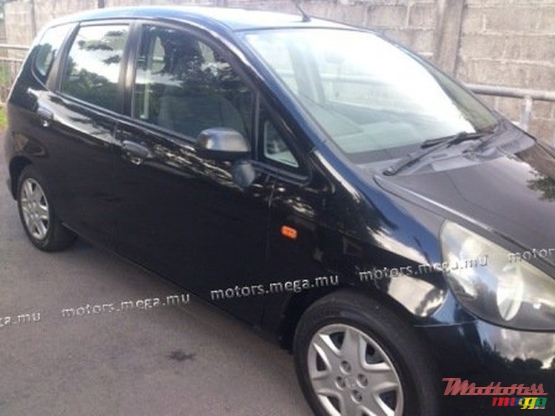 2005' Honda Jazz photo #5