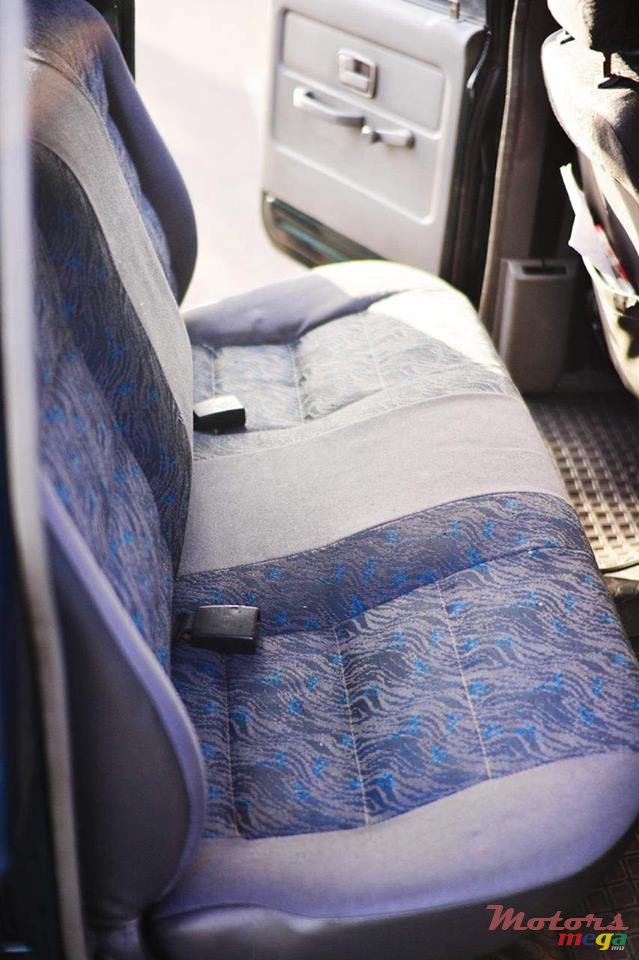 1999' Isuzu KB Series KB250 LE 4X2 photo #6