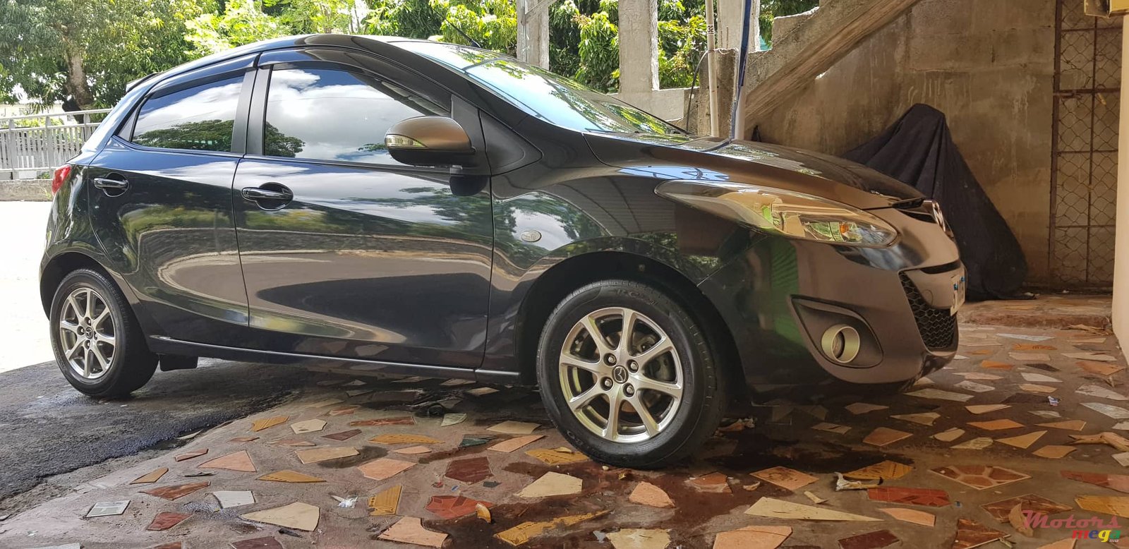 2014' Mazda Demio photo #2