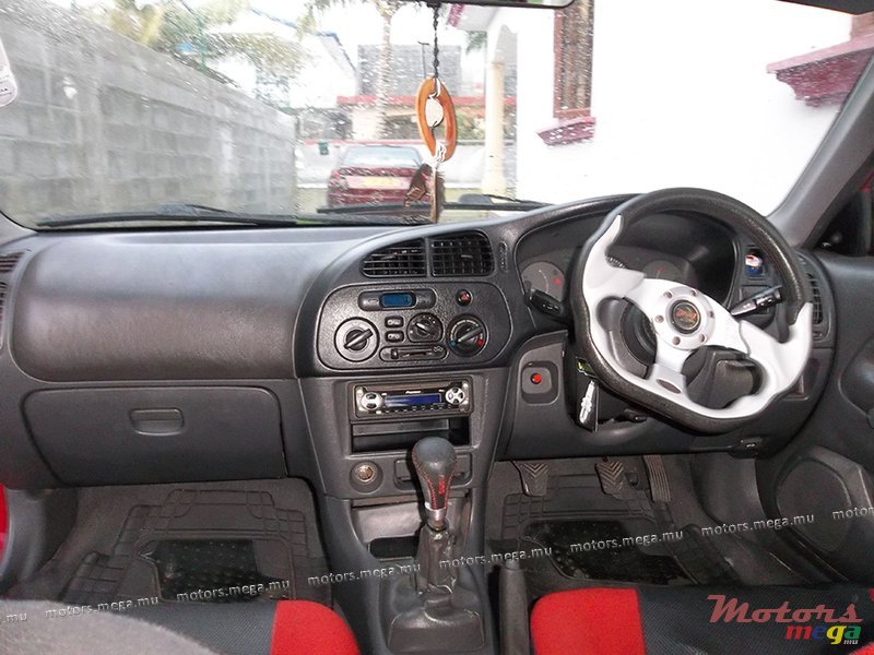 1996' Mitsubishi Lancer photo #2
