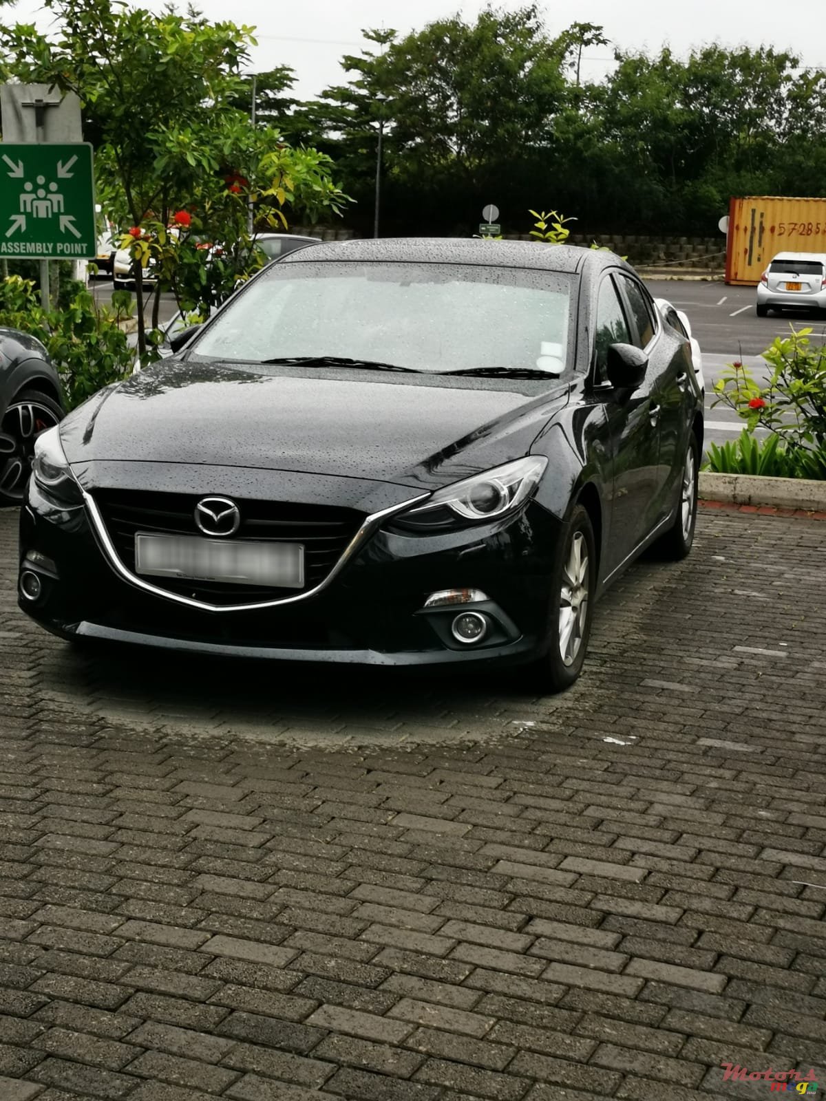2015' Mazda 3 photo #7
