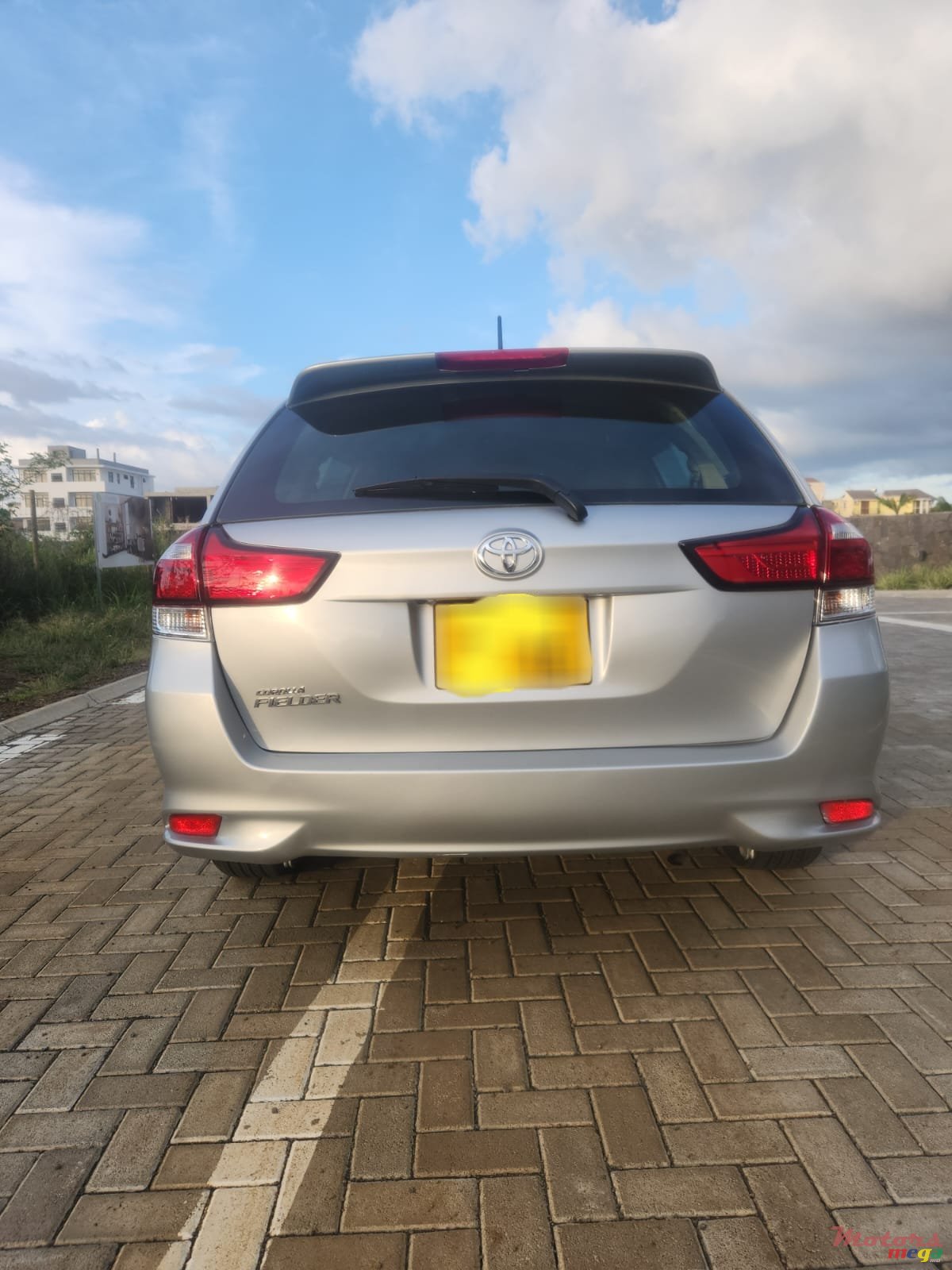 2015' Toyota Fielder photo #4