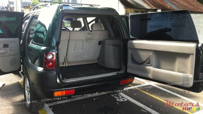 1999' Land Rover photo #4