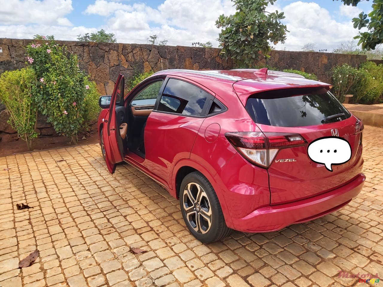 2016' Honda Vezel photo #2