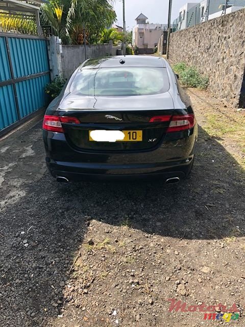 2010' Jaguar XF photo #6