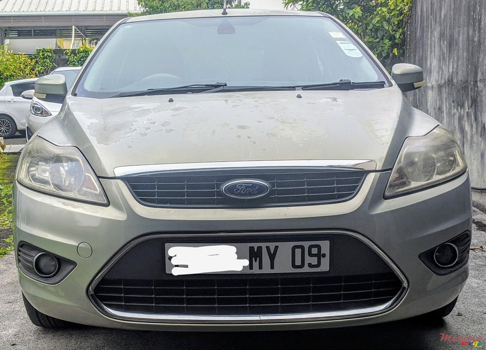 2009' Ford Focus photo #2