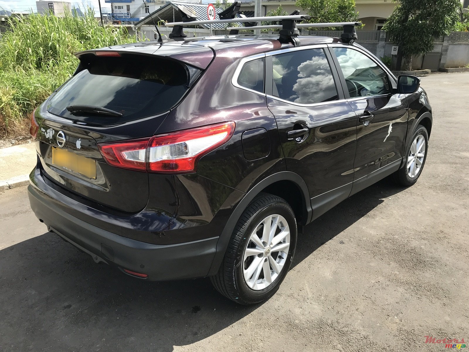 2015' Nissan Qashqai Acenta Multimedia pack photo #4