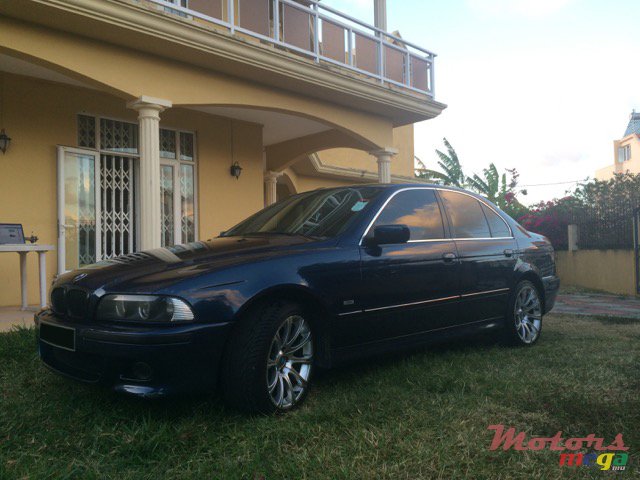 2000' BMW E39 520i photo #2
