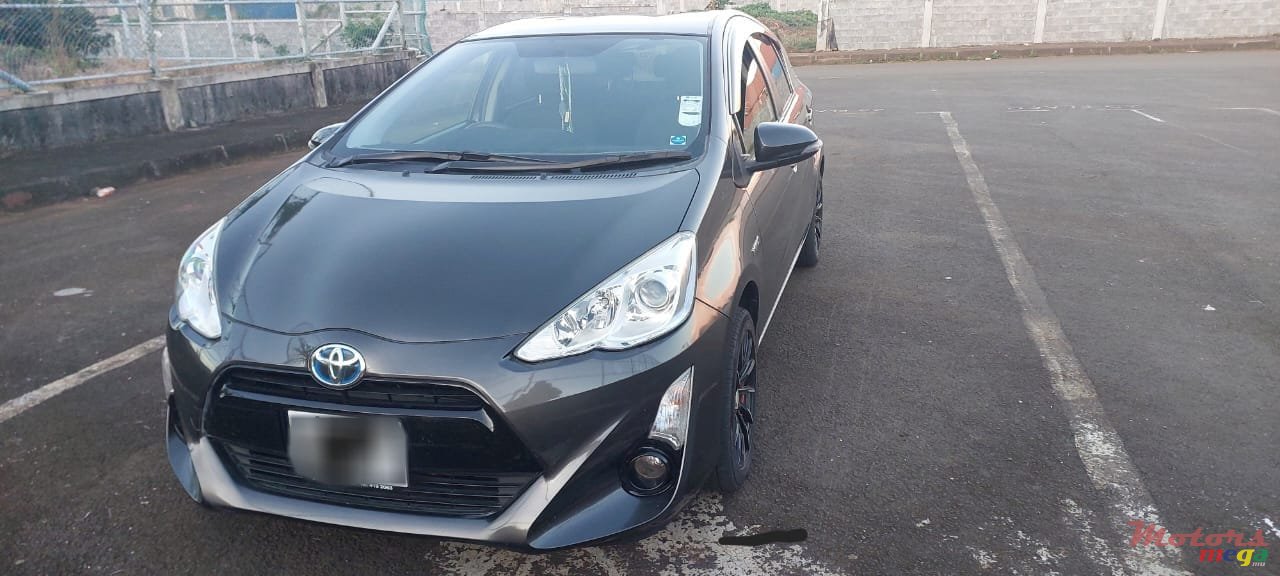 2017' Toyota Aqua photo #4