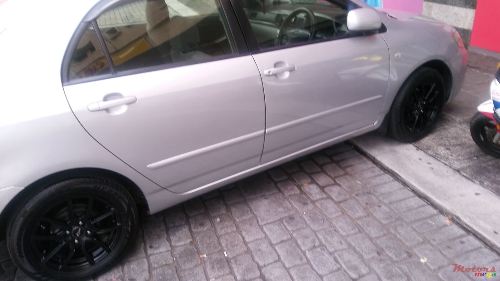 2006' Toyota Corolla photo #1