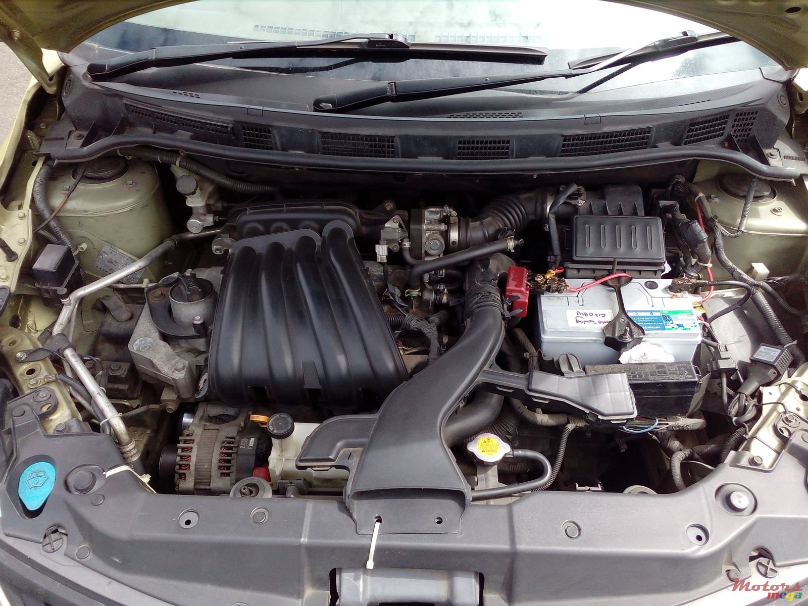 2006' Nissan Tiida Japan. Full option photo #7