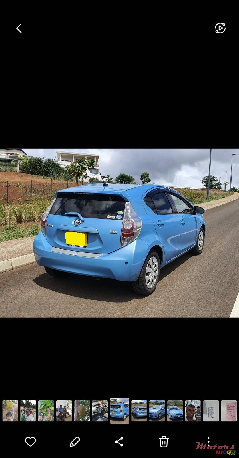 2013' Toyota Aqua photo #4