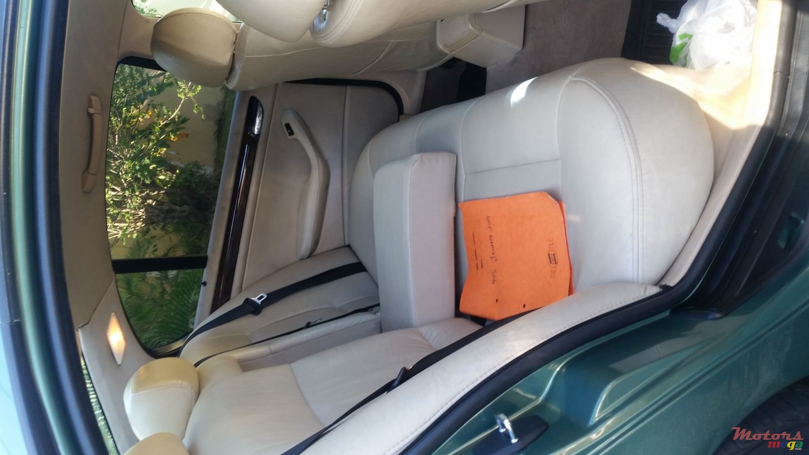 2001' BMW 3 Series Sedan photo #2