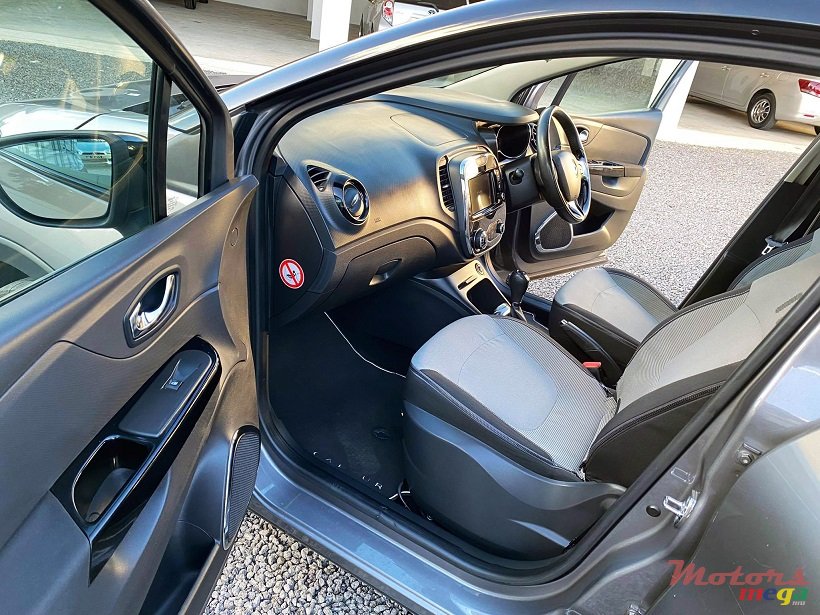 2014' Renault Captur Auto 1.2L photo #5