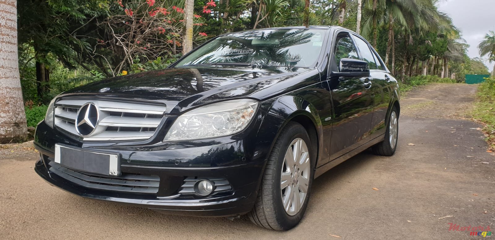 2010' Mercedes-Benz C 180 photo #4