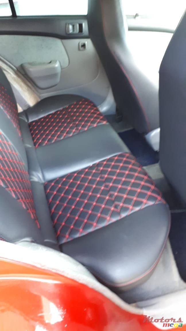 1997' Toyota Starlet photo #2