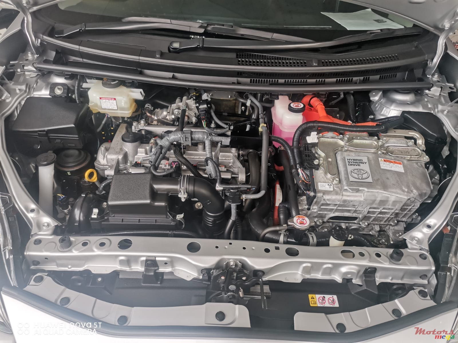 2019' Toyota Aqua photo #2