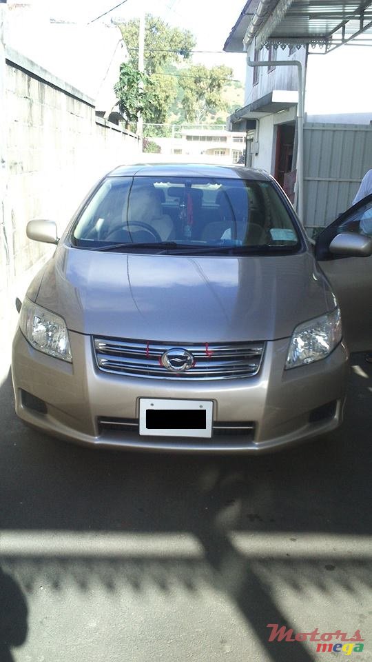 2006' Toyota Axio photo #1