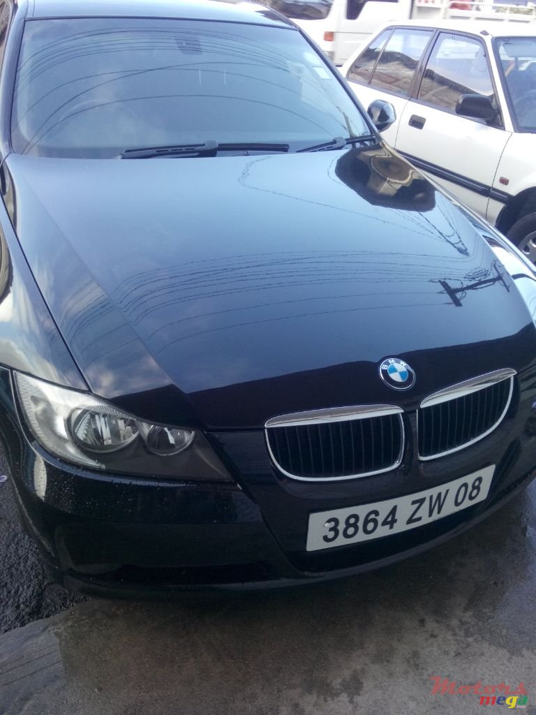 2008' BMW 320 photo #1